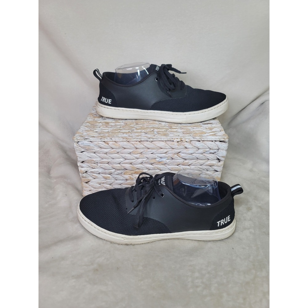 True Linkswear Eco Knit Mens Golf Shoes Black Spikeless Recycled Knit Size 11